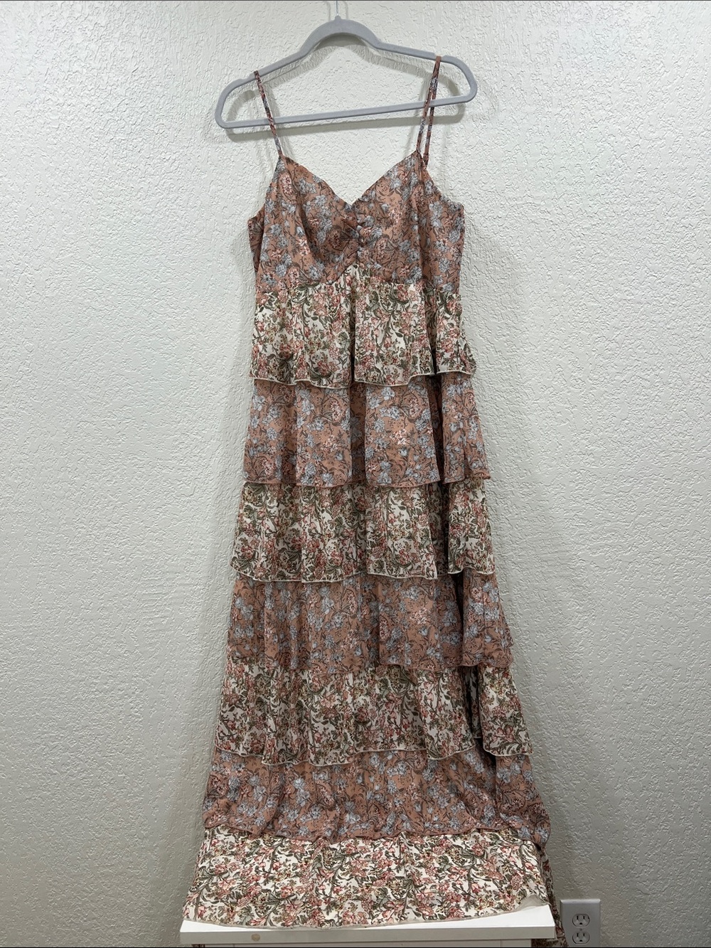 Baltic Born Pink and Cream Floral Tiered Maxi Dress size XLarge New W Tags - Picture 2 of 16